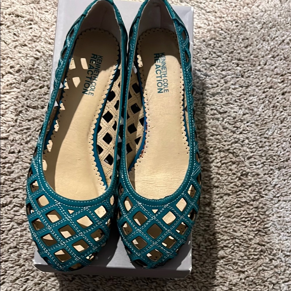 Kenneth Cole Reaction Blue Woven Flats